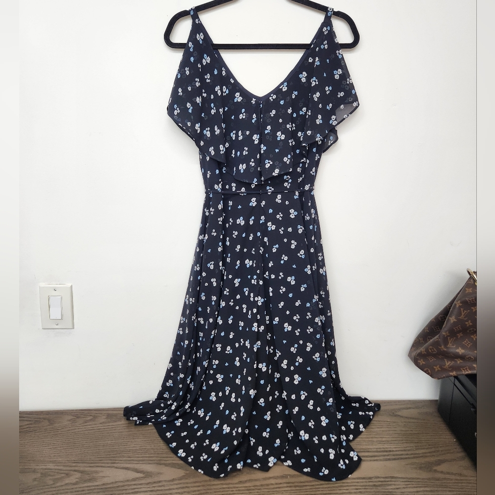 Gabby Skye Fit and Flare Midi Dress with a floral pattern Womens 8 Navy White - Picture 4 of 8